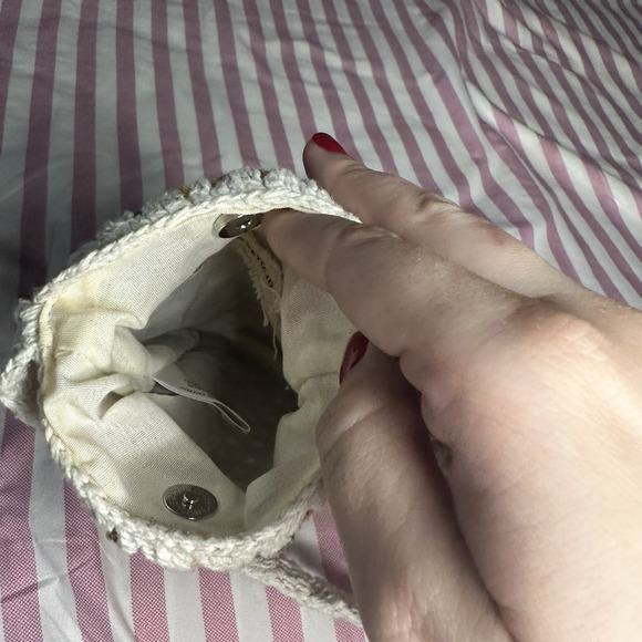 America & Beyond Classic Hand Crochet Long Shoulder Strap Mini Cell Phone Bag - Picture 8 of 12